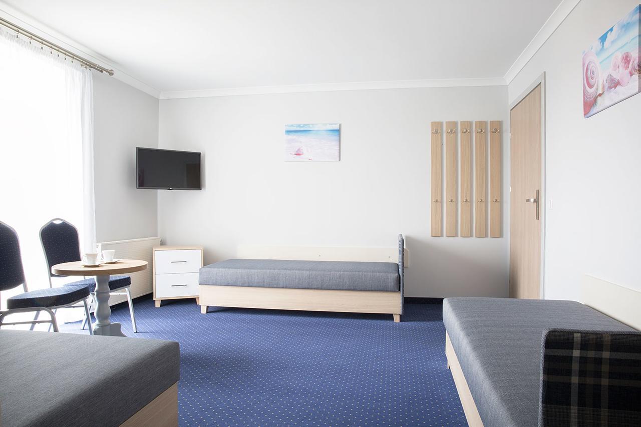 Osrodek Wczasowy Dagmor Bed and Breakfast Ustka Esterno foto