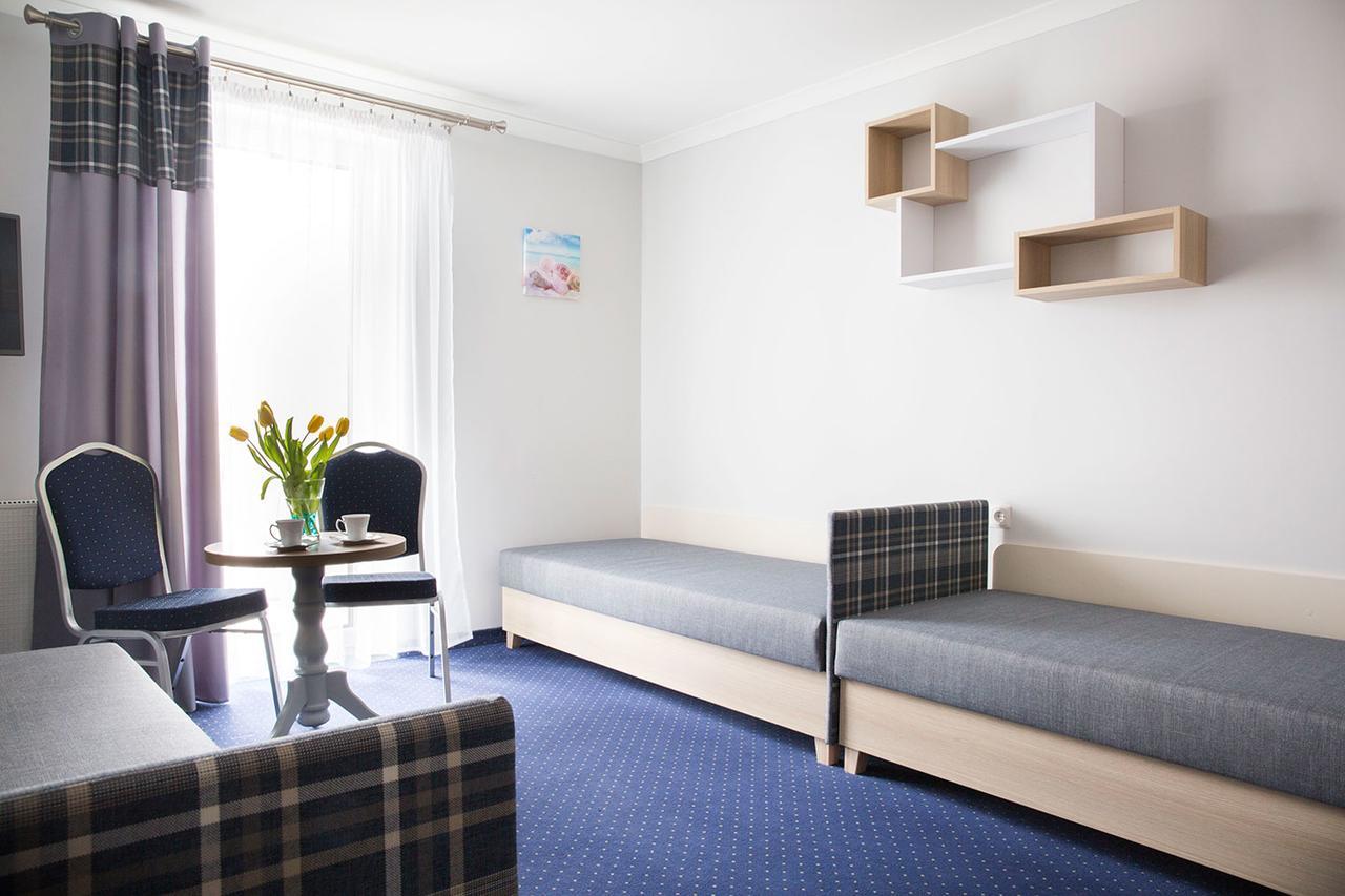 Osrodek Wczasowy Dagmor Bed and Breakfast Ustka Esterno foto